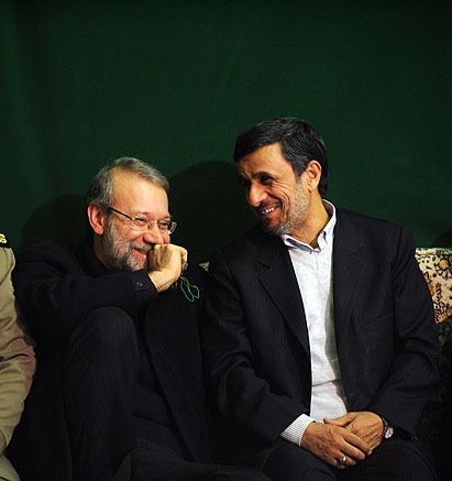 احمدی نژاد - علی لاریجانی