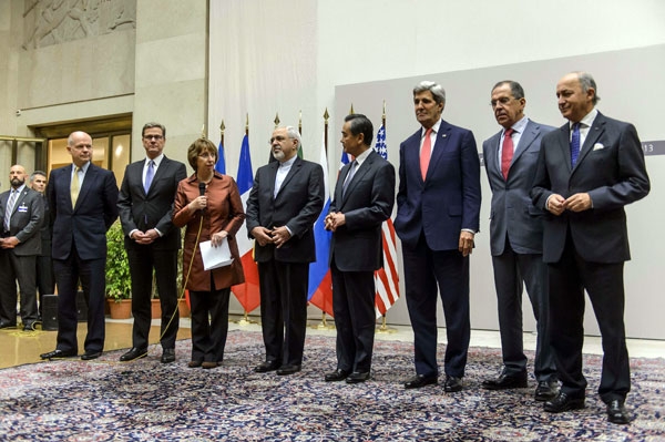 عکس یادگاری وزیران خارجه ایران و ۱+۵ 