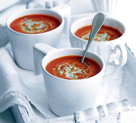 سوپ تمرهندی و گوجه‌فرنگی