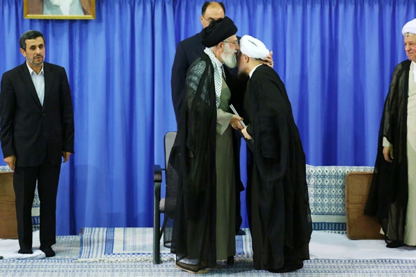 تنفیذ حکم ریاست جمهوری حجت‌الاسلام والمسلمین حسن روحانی 