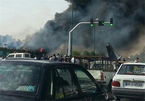 کشته شدن تمام سرنشینان هواپیما ایران-۱۴۰