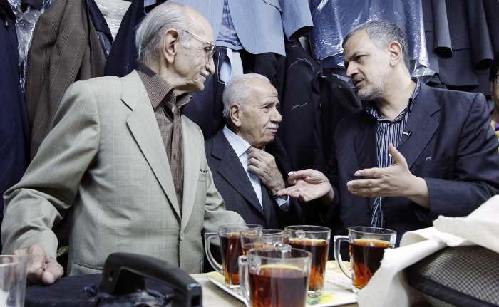 رئیس شورای شهر به دیدار اصناف با سابقه تهران رفت 