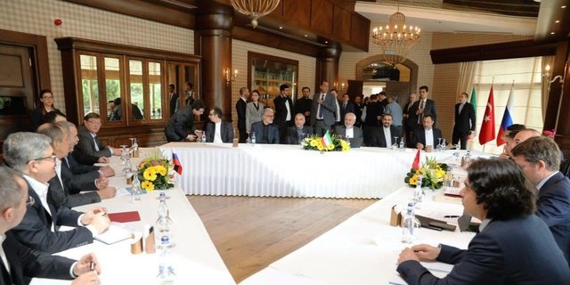 نشست سه‌جانبه وزیران امور خارجه ایران، روسیه و ترکیه در آنتالیا