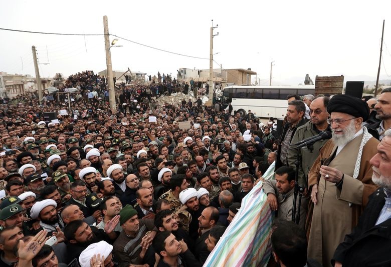 حضور رهبرانقلاب در مناطق زلزله زده کرمانشاه
