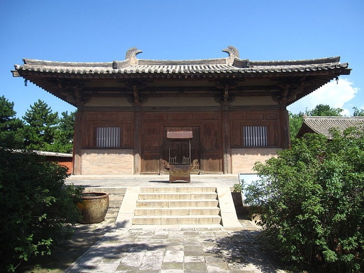 18-4-25-16541800px-Nanchan_Temple_1.JPG