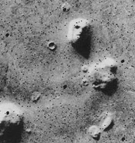 تپه سنگی برسطح مریخ