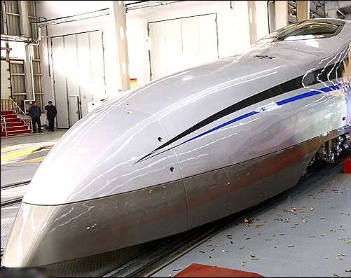 سریع‌ترین قطار چینی‌ها رونمایی شد 