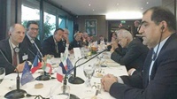 گزارش دیدارها و مذاکرات وزیر بهداشت ایران با فرانسوی‌ها در پاریس