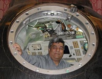 زندگینامه: سیروس برزو (۱۳۳۲-)