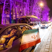 شادی مردم تهران پس از انتشار بیانیه لوزان