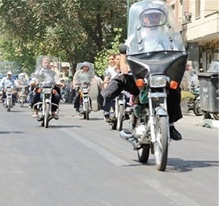 موتورسیکلت‌سواران و نظم اجتماعی