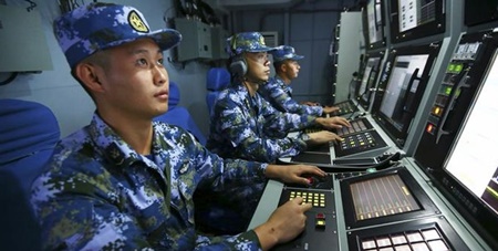 چین زیردریایی بدون سرنشین آمریکایی را ضبط کرد