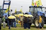کارکنان بخش کشاورزی ایتالیا تظاهرات کردند