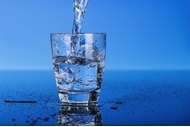 تامین آب بدن به کاهش وزن کمک می‌کند