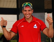 عادل مجللی موفق به کسب سهمیه قایقرانی المپیک شد