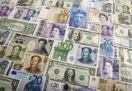 شنبه ۶ شهریور | افزایش نرخ دلار و کاهش قیمت یورو و پوند بانکی