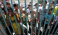 رژیم صهیونیستی مانع ورود کتاب‌های درسی به نوار غزه شد
