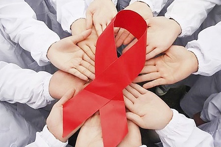 شناسایی حدود ۳۲ هزار بیمار مبتلا به ایدز درایران