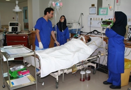 ۱۰ هزار کمک پرستار از مهرماه در بیمارستان‌ها جذب می‌شوند