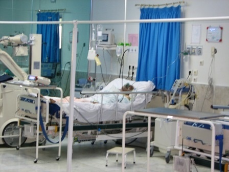 نارضایتی از بیمارستان‌های دولتی به‌دلیل غیبت استادان