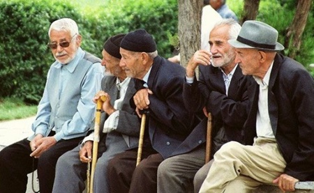 روابط اجتماعی عامل تقویت ذهن در سالمندی