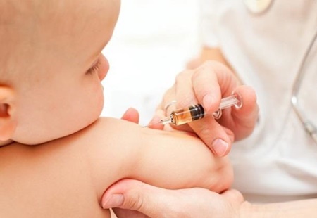 واکسیناسیون کودک و مراقبت‌های خانگی