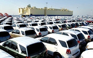  بازار خودروهای وارداتی در تعلیق