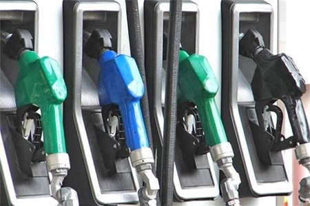 زنگنه: مجموع قیمت بنزین و گازوئیل بیشتر از ۲هزار تومان نمی‌شود