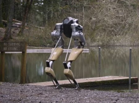 طراحی یک روبات با الهام از شترمرغ