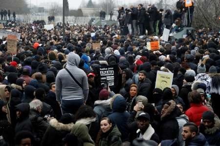ادامه تظاهرات علیه خشونت‌های پلیس فرانسه | اعتراض‌ها رنگ سیاسی گرفت