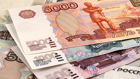 روسیه ارزش روبل را کاهش می‌دهد