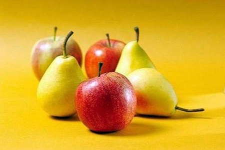خوردن سیب و گلابی از ابتلا به بیماری ریوی پیشگیری می‌کند