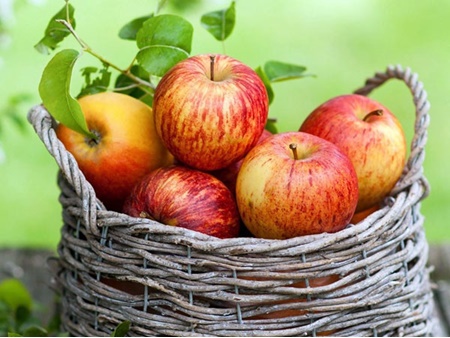 به این ۱۴ دلیل سیب بخورید!