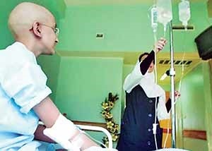 سالانه ۱۰۰ هزار ایرانی گرفتار سرطان می‌شوند