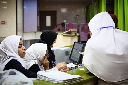 وزارت بهداشت در تربیت پرستار بیمارستانی تجدیدنظر کند