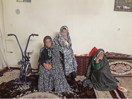 پاهـایـی خسته از ایستادن پاهـایـی خسته از ایستادن