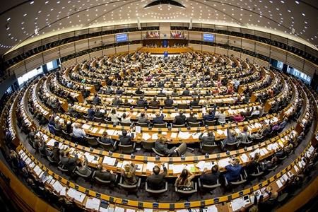 پارلمان اروپا طرح ممنوعیت صادرات سلاح به عربستان را تصویب کرد