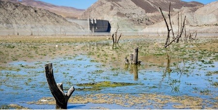 کاهش ۱۴ درصدی میزان ذخایر سدهای ایران | ۶۹ درصد مخزن سدهای تهران خالی است