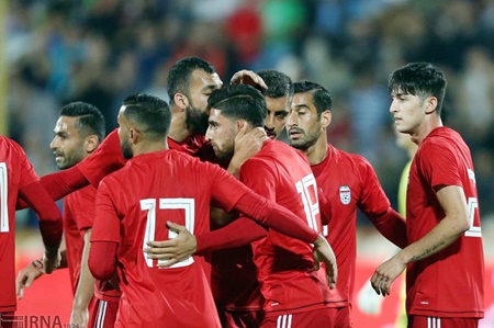 فوتبال | پیروزی ایران مقابل بولیوی در حضور بانوان