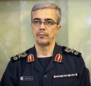 رئیس ستادکل نیرو‌های مسلح به باکو سفر می‌کند