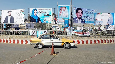 شعارهای انتخابات پارلمانی افغانستان | از طلاپوش‌کردن خیابان‌ها تا بازگرداندن اعتماد مردم