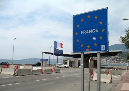 فرانسه تدابیر کنترل مرزی را تمدید کرد