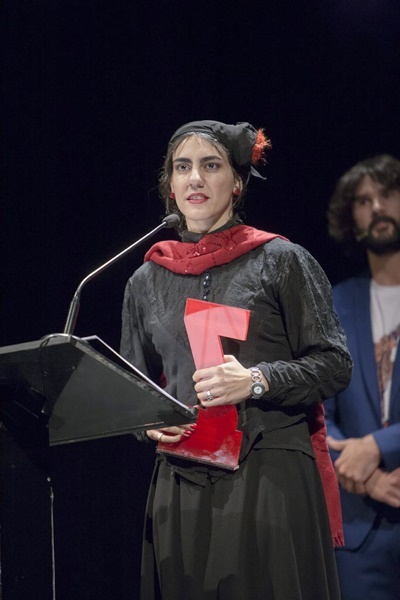 مرور آثار زنان فیلمساز ایرانی در جشنواره بیلبائو ، زینه بی