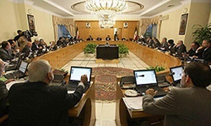 بیانیه ۴۳ وزیر و معاون دولت های نهم و دهم در انتقاد از احمدی نژاد بیانیه ۴۳ وزیر و معاون دولت های نهم و دهم در انتقاد از احمدی نژاد