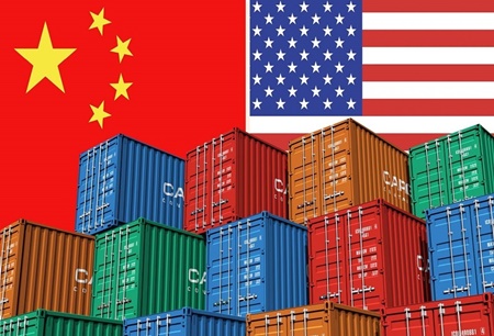 کسری تجاری ۳۷۵ میلیارد دلاری برای آمریکا در تجارت با چین