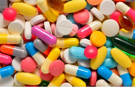 سخنگوی سازمان غذا و دارو، واردات داروی چینی را تکذیب کرد