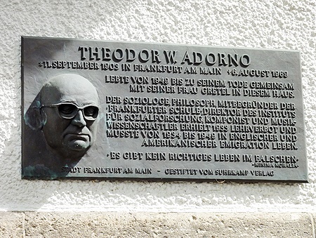 زندگینامه: تئودور ویزنگرند آدورنو (۱۹۰۳ - ۱۹۶۹) 