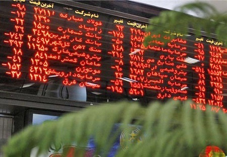 سه‌شنبه ۲۳ مرداد | بانکی‌ها در بازاری سبز با افت قیمت مواجه شدند