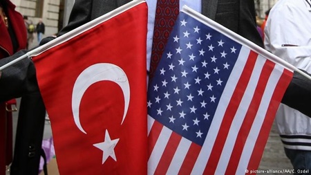ترکیه : تحریم آمریکا علیه ایران غیرقانونی و غیر قابل قبول است