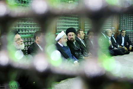 عکس روز | تجدید میثاق هیات دولت با آرمان‌های حضرت امام خمینی(ره)